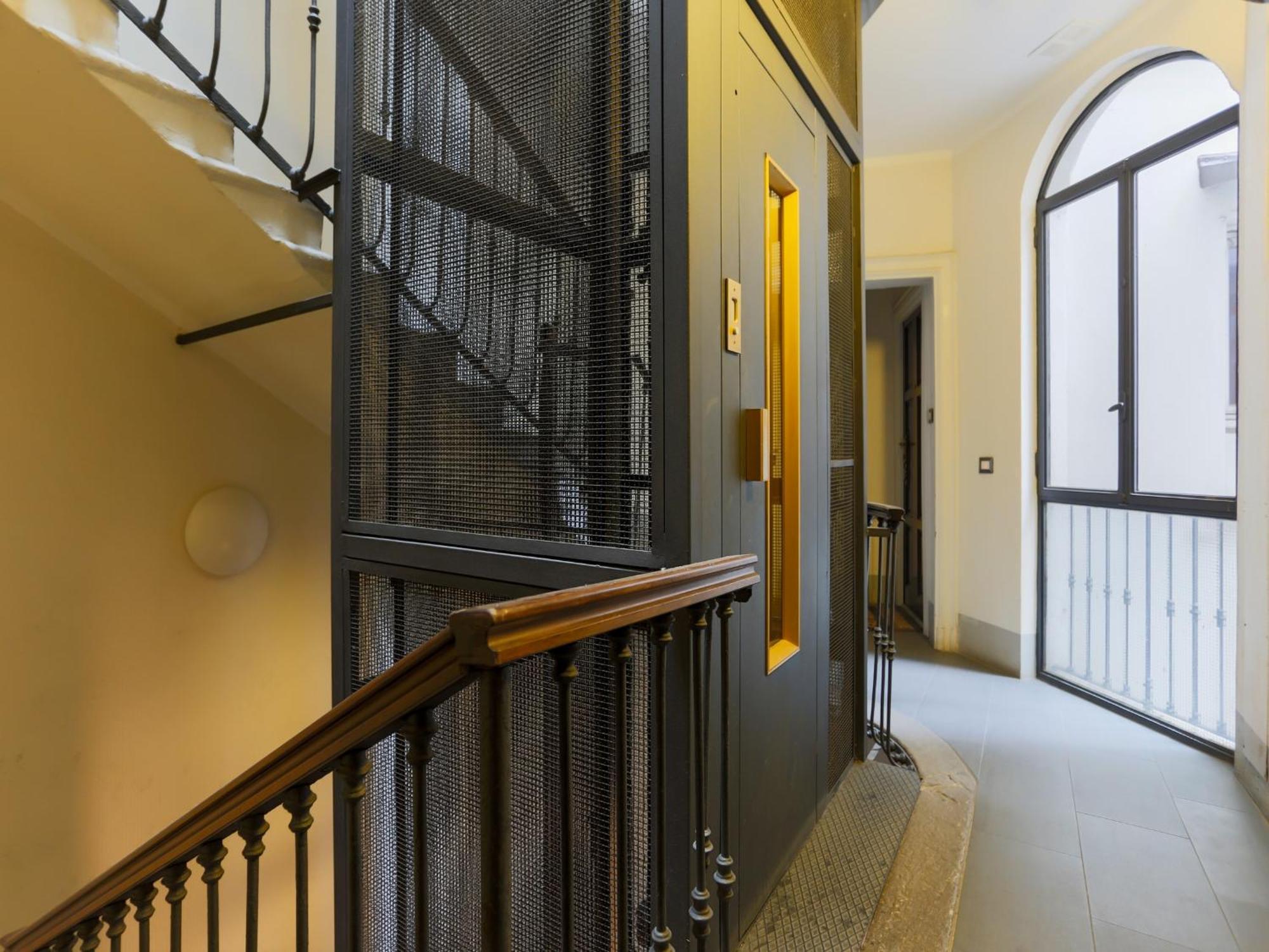 The Best Rent - Spacious One-Bedroom Apartment Near The Columns Of San Lorenzo 밀라노 외부 사진